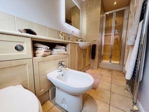 Photo 29- click for photo gallery